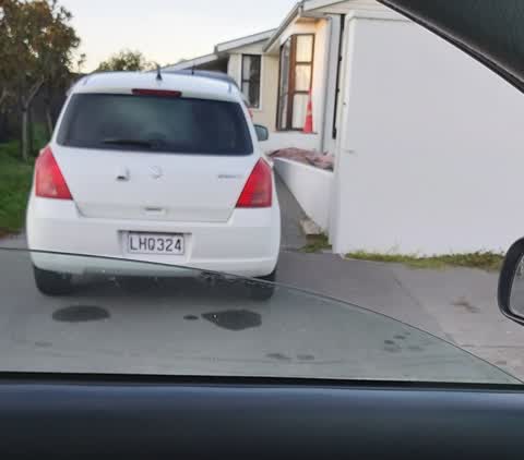 Roading/Streets, a report photo