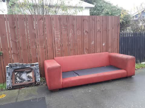 Rubbish/Recycling, a report photo