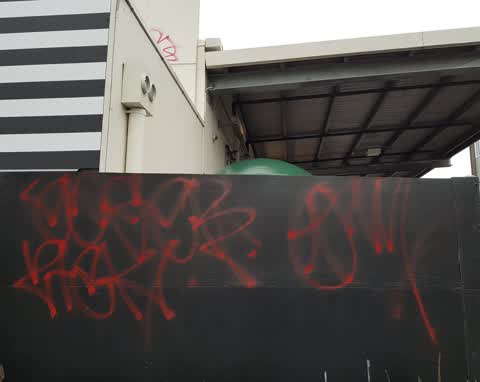 Graffiti, a report photo