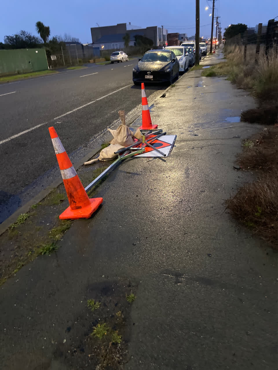 The photograph attached to this roading/streets report