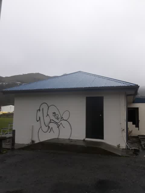 Graffiti, a report photo
