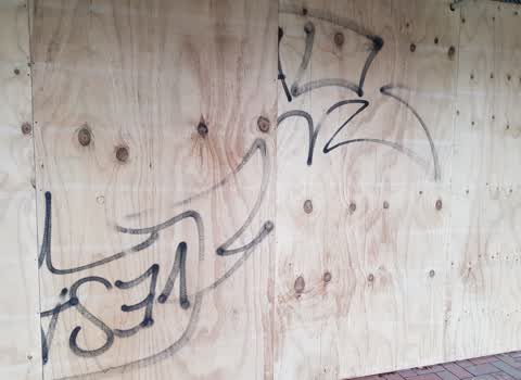 Graffiti, a report photo