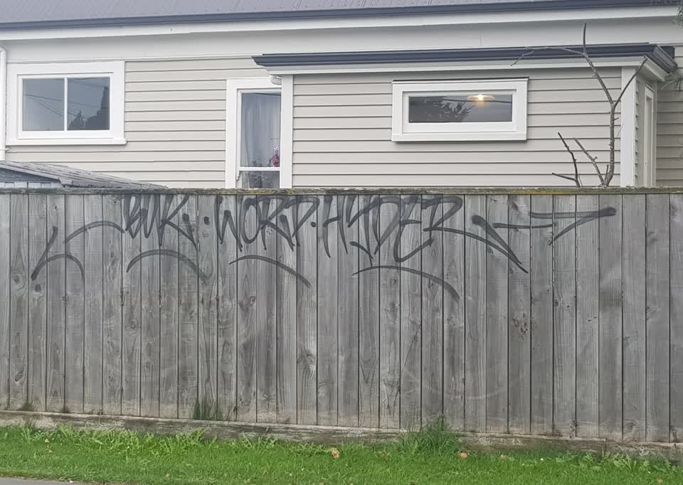 The photograph attached to this graffiti report
