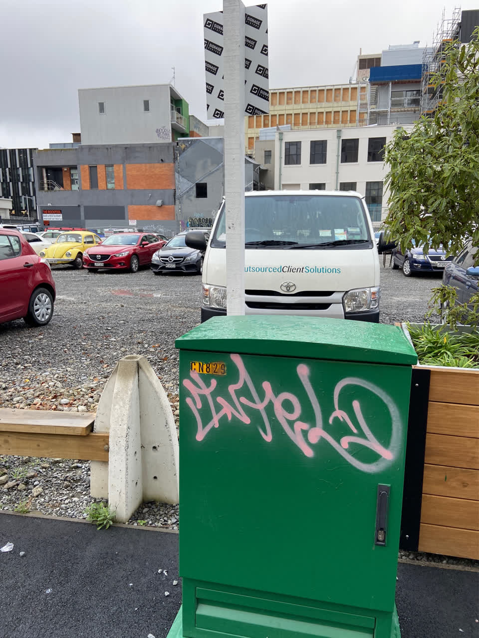The photograph attached to this graffiti report