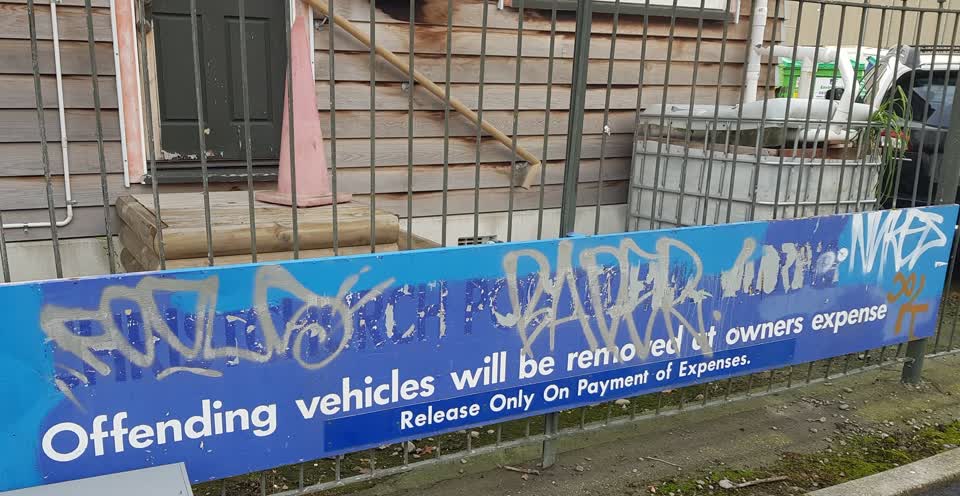 The photograph attached to this graffiti report