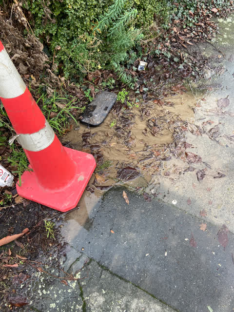 Roading/Streets, a report photo