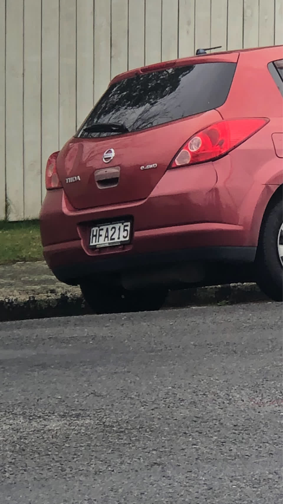 The photograph attached to this roading/streets report