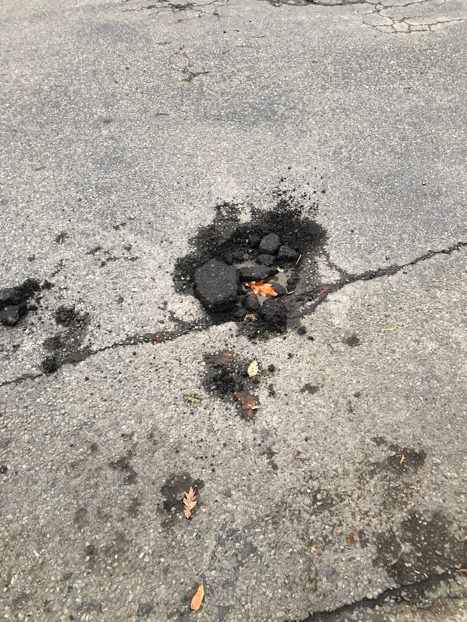 The photograph attached to this roading/streets report