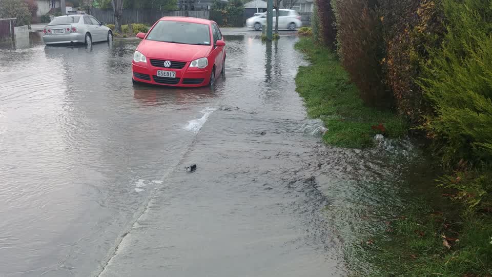 The photograph attached to this water supply report