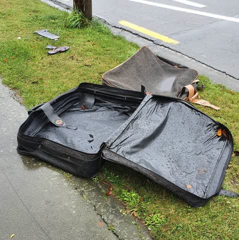 Rubbish/Recycling, a report photo