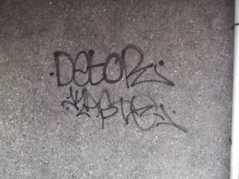 Graffiti, a report photo