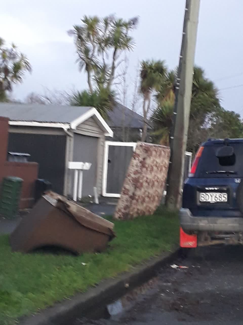 The photograph attached to this rubbish/recycling report