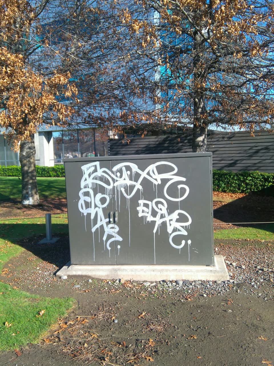 The photograph attached to this graffiti report