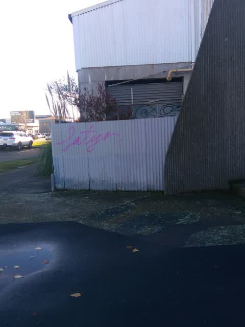 Graffiti, a report photo