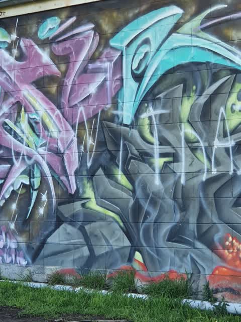 Graffiti, a report photo