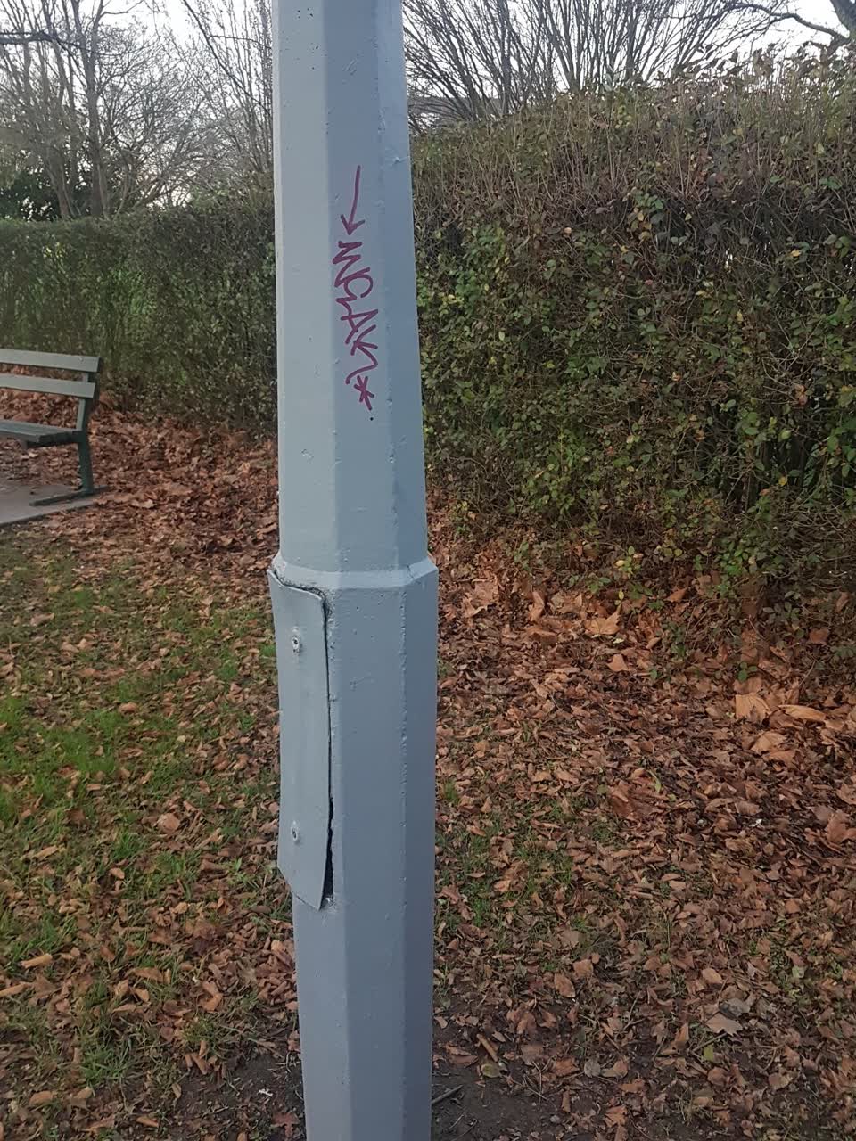 The photograph attached to this graffiti report