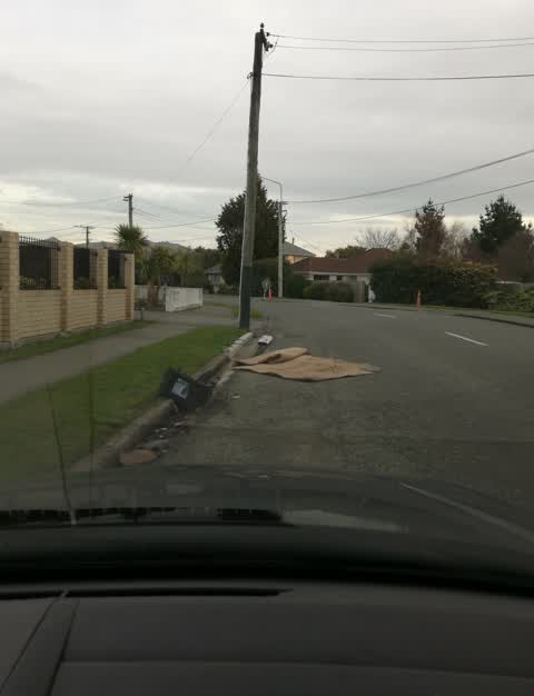 Rubbish/Recycling, a report photo