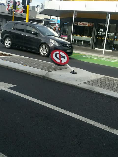 Roading/Streets, a report photo