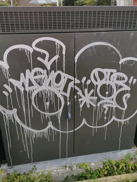 Graffiti, a report photo