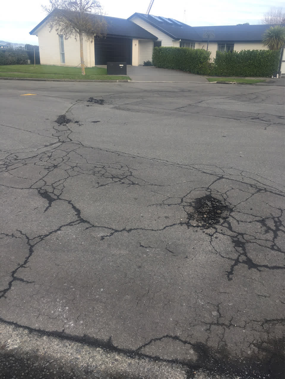 The photograph attached to this roading/streets report