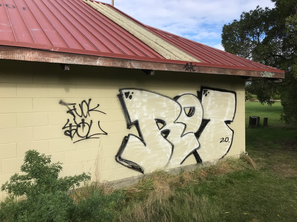 The photograph attached to this graffiti report