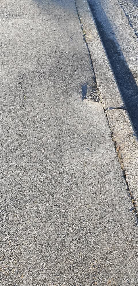 Roading/Streets, a report photo