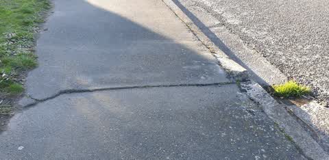 Roading/Streets, a report photo