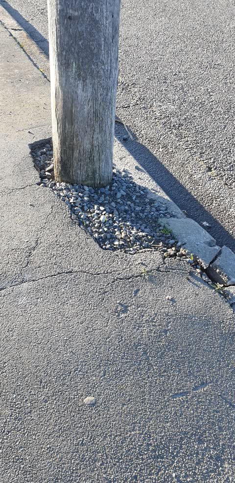 Roading/Streets, a report photo