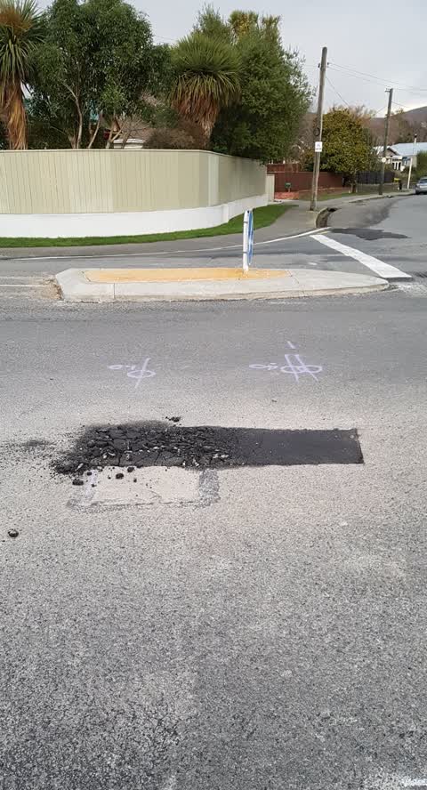 Roading/Streets, a report photo