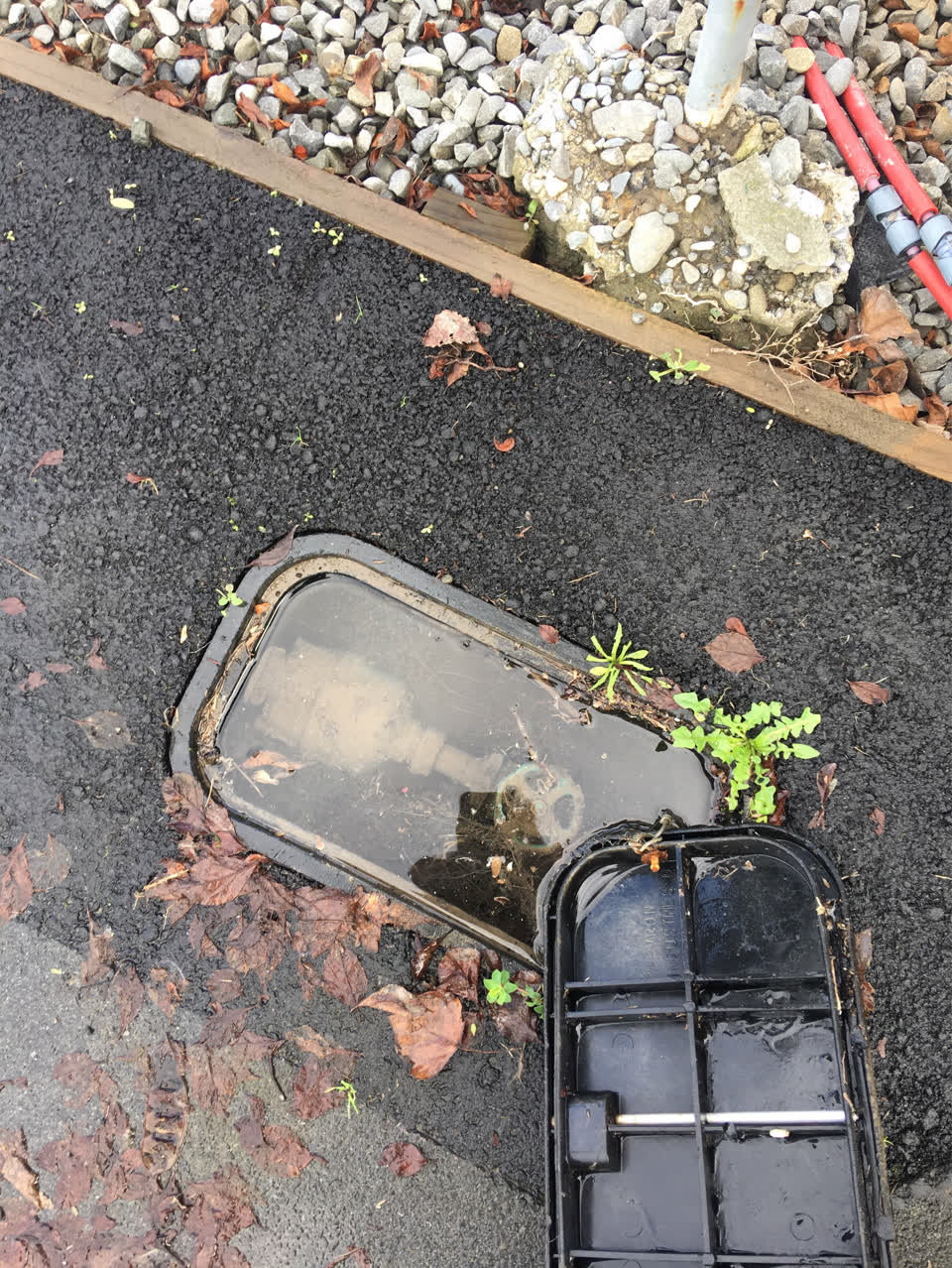 The photograph attached to this water supply report