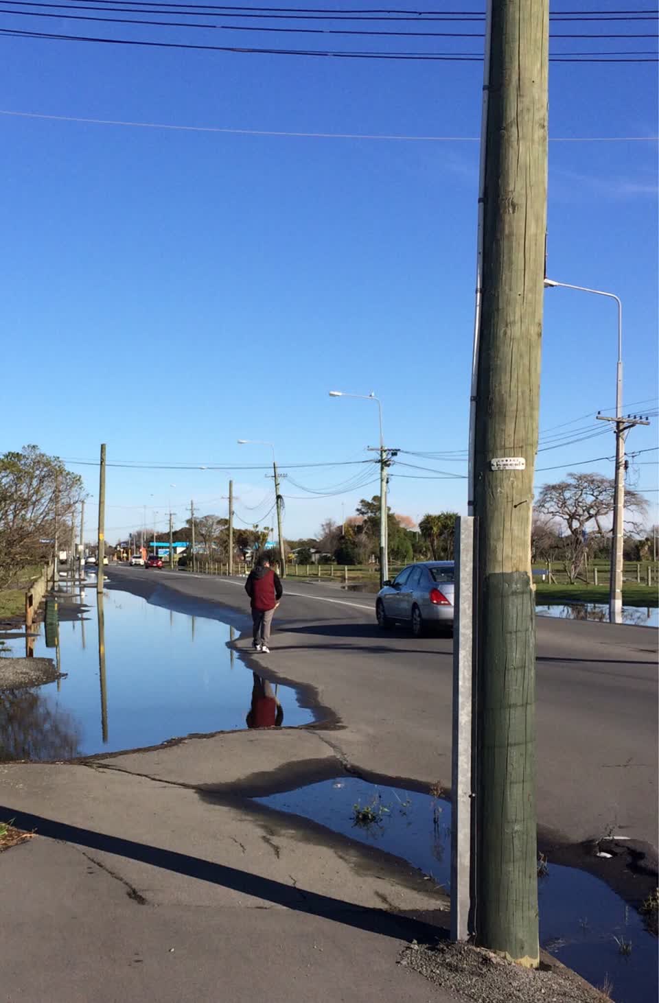 The photograph attached to this roading/streets report