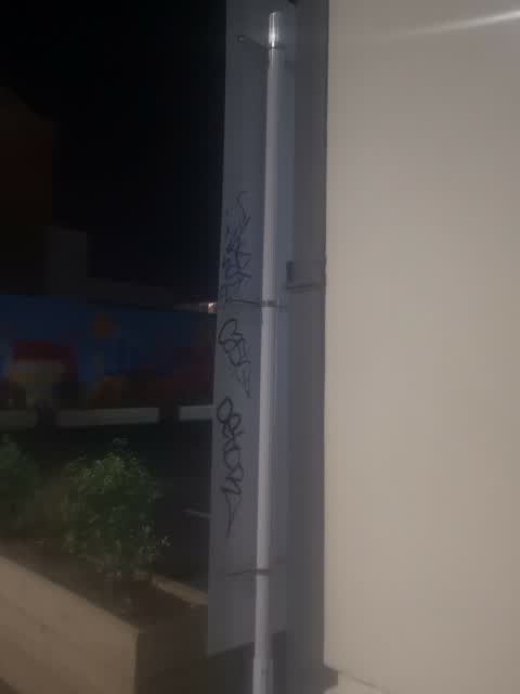 Graffiti, a report photo