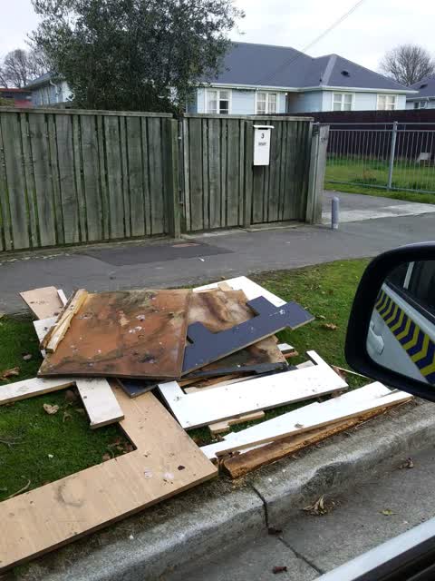 Rubbish/Recycling, a report photo