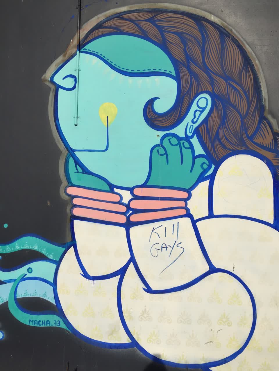 The photograph attached to this graffiti report