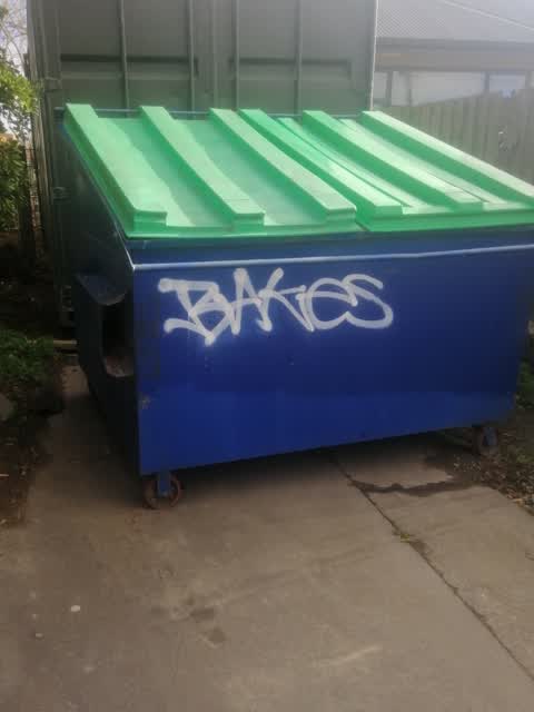 Graffiti, a report photo