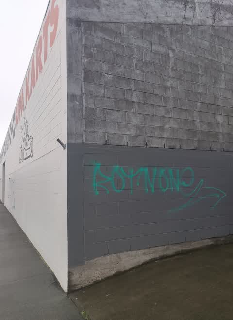 Graffiti, a report photo