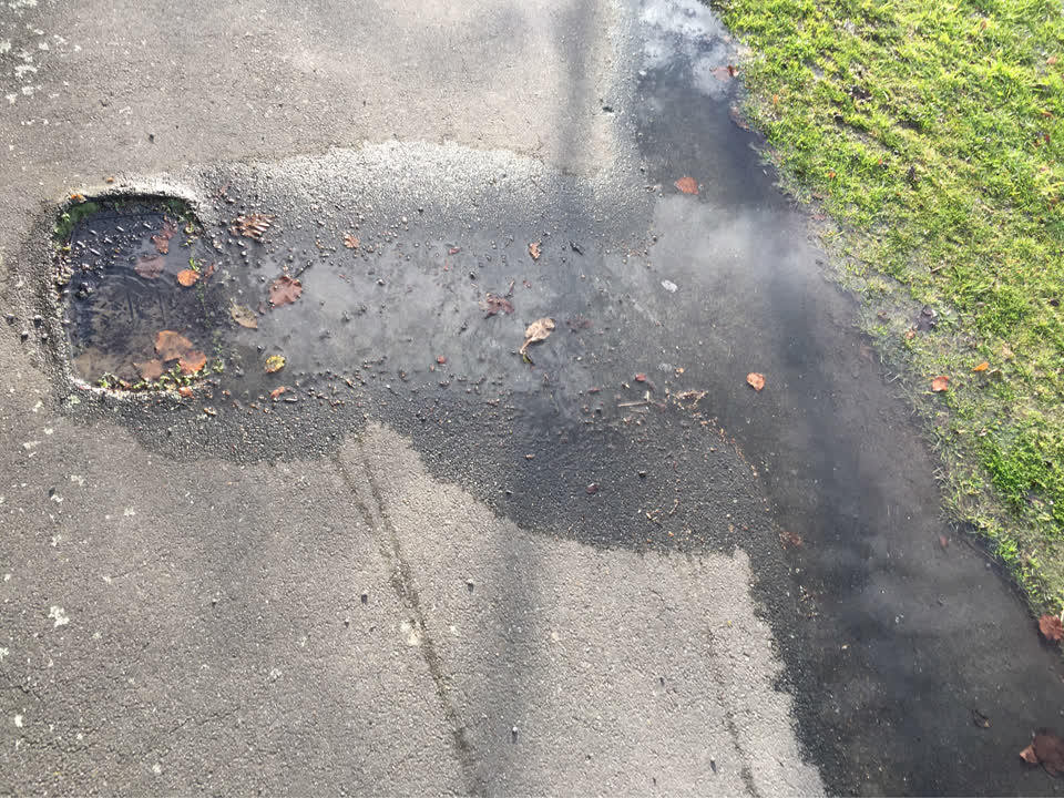 The photograph attached to this water supply report