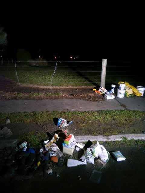 Rubbish/Recycling, a report photo