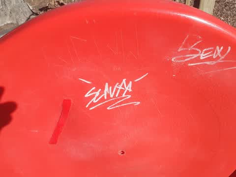 Graffiti, a report photo