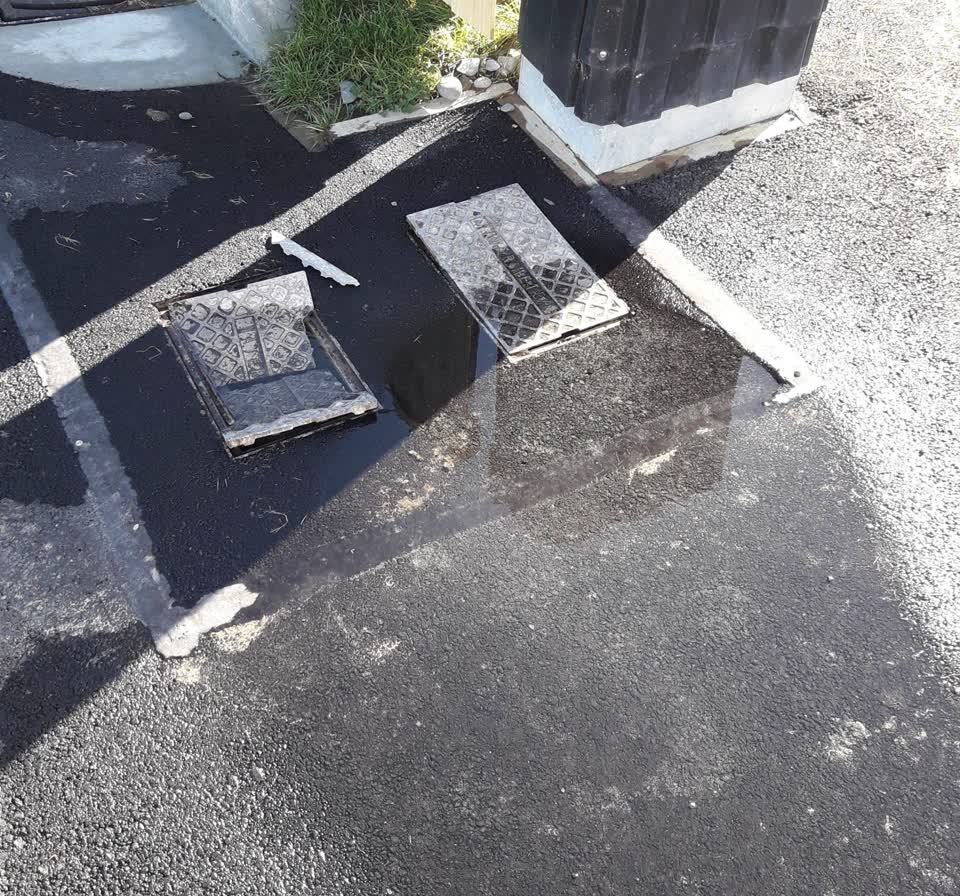 The photograph attached to this water supply report