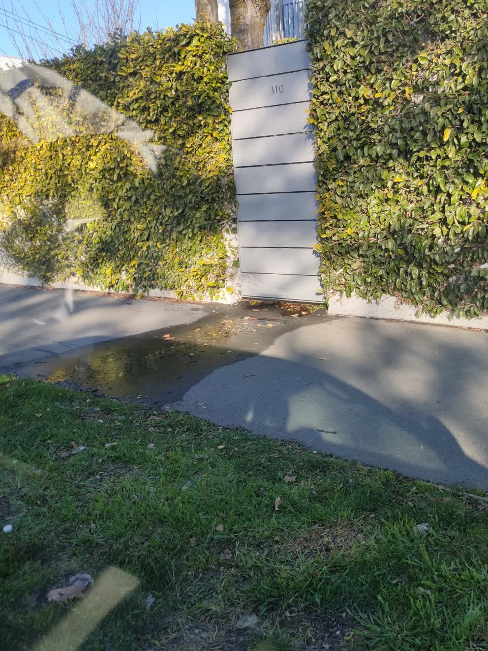 The photograph attached to this water supply report