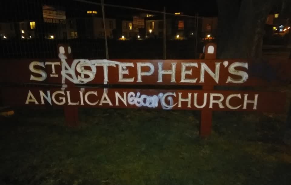 The photograph attached to this graffiti report