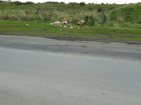 Rubbish/Recycling, a report photo