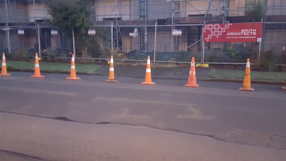 The photograph attached to this roading/streets report