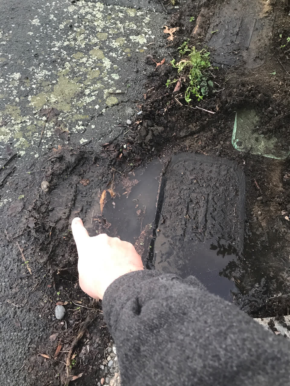 The photograph attached to this water supply report