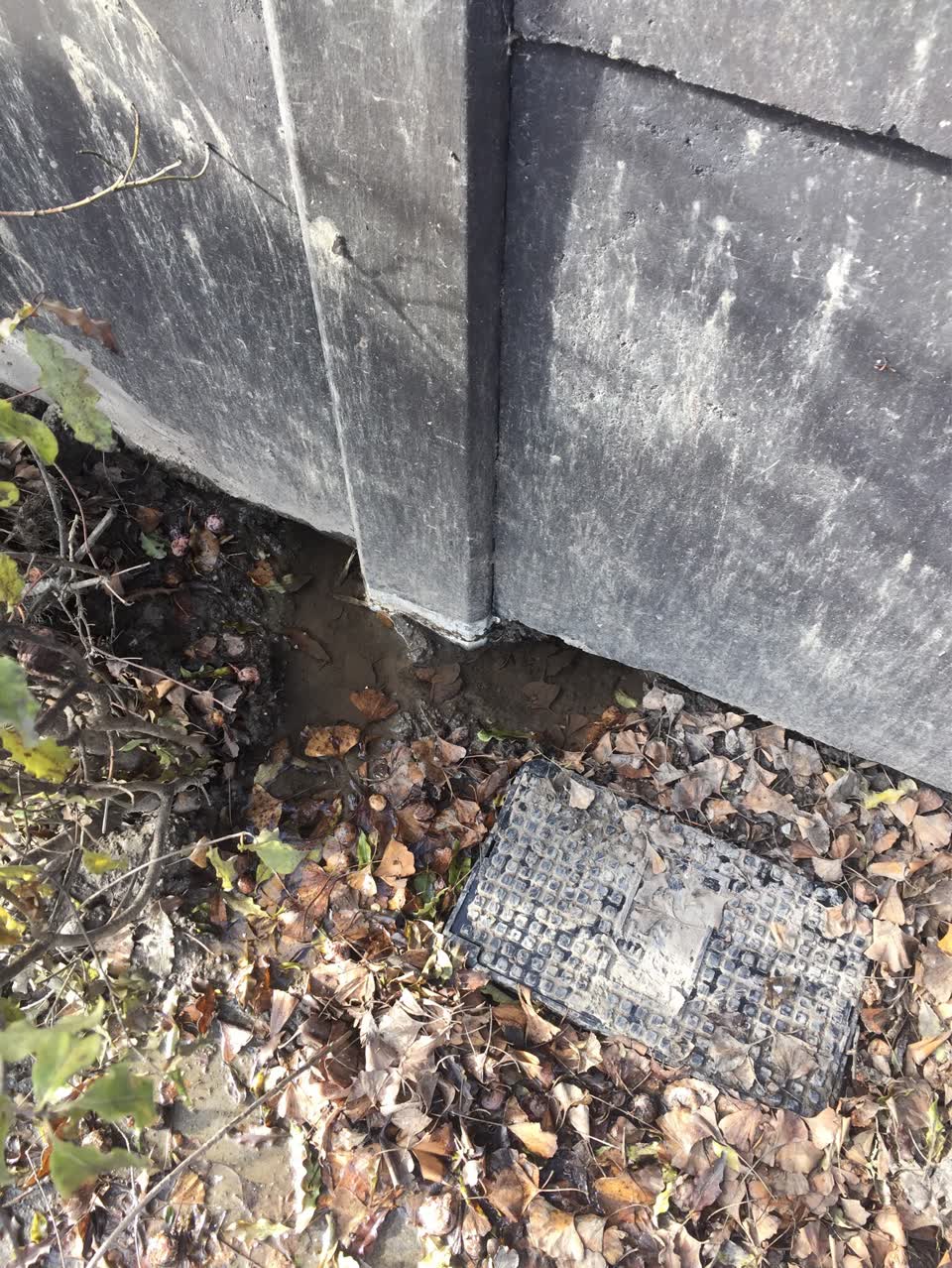 The photograph attached to this water supply report