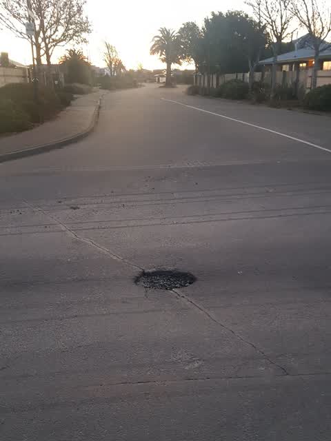 Roading/Streets, a report photo