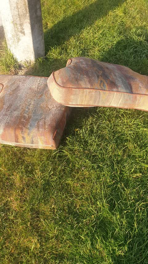 Rubbish/Recycling, a report photo