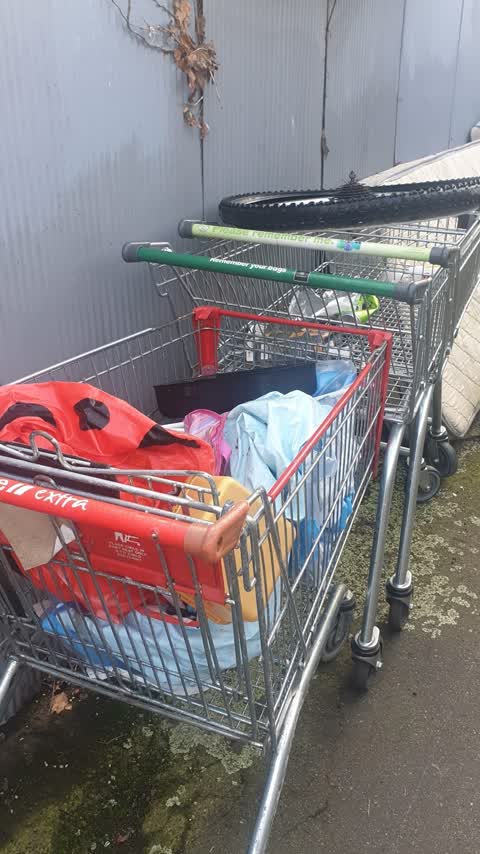 Rubbish/Recycling, a report photo