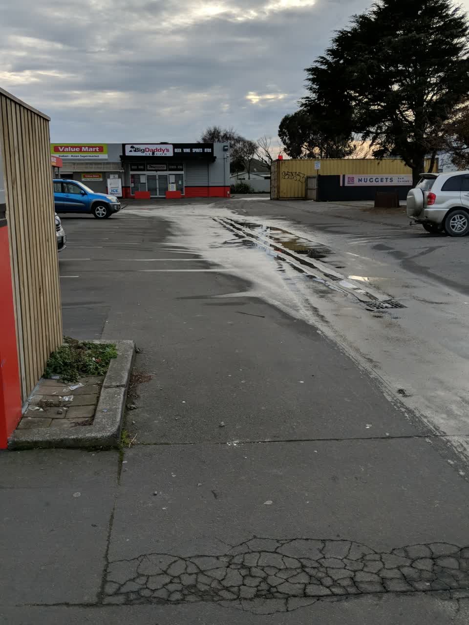 The photograph attached to this water supply report